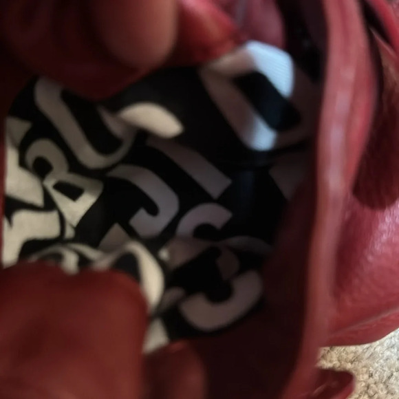 Marc Jacobs red leather shoulder bag - Picture 6 of 6